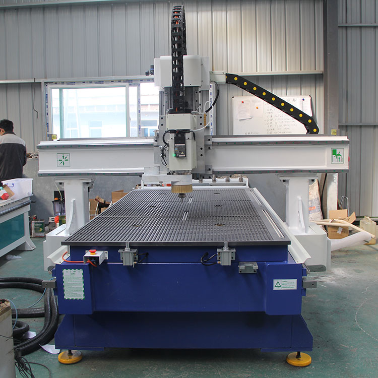 1325 3 Axis CNC Router Atc CNC வேலைப்பாடு இயந்திரம் கதவு தளபாடங்கள்